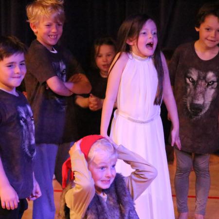 the lion the witch and the wardrobe   (47)