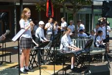 Children playing in a jazz band